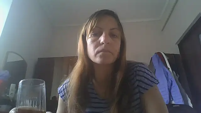 Snapshot of ShawnaAdams chatting on September 10, 2025, 2:05 pm ShawnaAdams online show from September 10, 2025, 2:05 pm