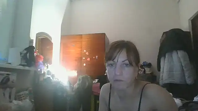 Snapshot of ShawnaAdams chatting on November 12, 2025, 2:32 pm ShawnaAdams online show from November 12, 2025, 2:32 pm