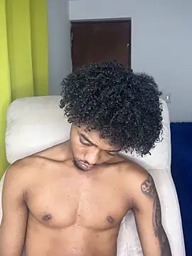 matatanlove online show from November 7, 2025, 8:24 pm