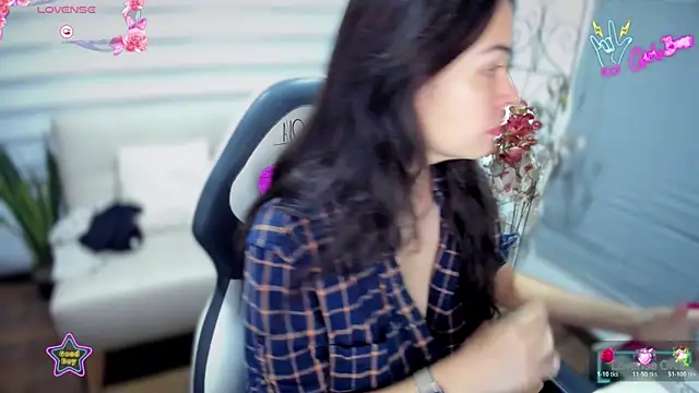 Lunlunera online show from February 17, 2026, 2:20 am