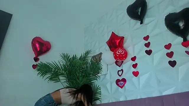 Hellen Sky online show from March 2, 2026, 7:10 pm