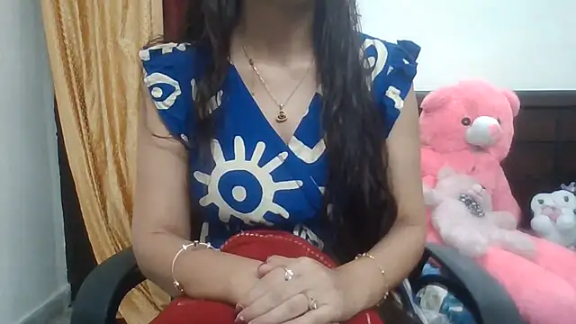 Snapshot of Sexy_iknoor chatting on July 15, 2026, 5:36 am Sexy iknoor online show from July 15, 2026, 5:36 am