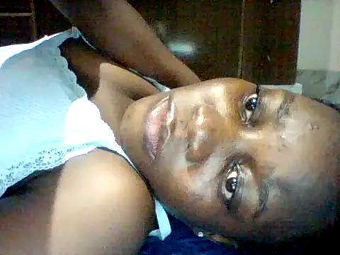 Snapshot of Alessandrajenna chatting on April 21, 2026, 7:09 pm Alessandrajenna online show from April 21, 2026, 7:09 pm