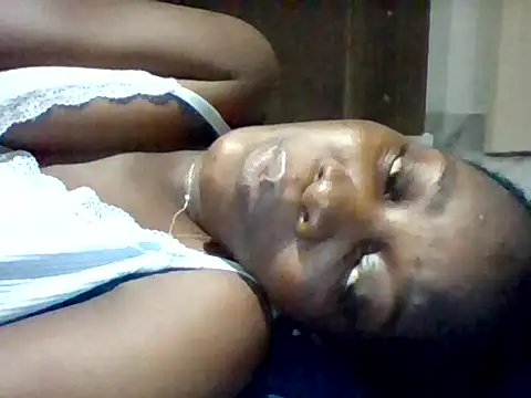 Snapshot of Alessandrajenna chatting on April 30, 2026, 8:27 pm Alessandrajenna online show from April 30, 2026, 8:27 pm
