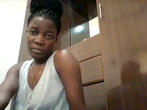 Snapshot of Alessandrajenna chatting on April 8, 2026, 5:53 am Alessandrajenna online show from April 8, 2026, 5:53 am