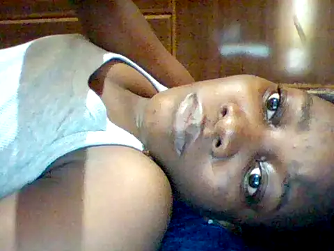 Snapshot of Alessandrajenna chatting on April 18, 2026, 4:26 am Alessandrajenna online show from April 18, 2026, 4:26 am