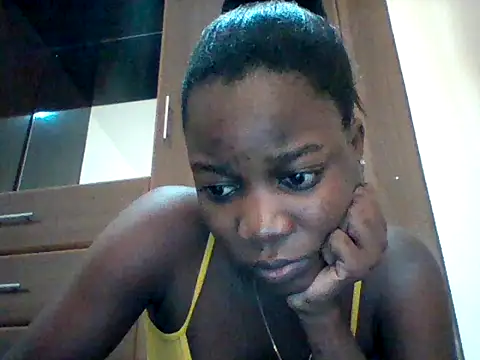 Snapshot of Alessandrajenna chatting on April 27, 2026, 9:29 am Alessandrajenna online show from April 27, 2026, 9:29 am
