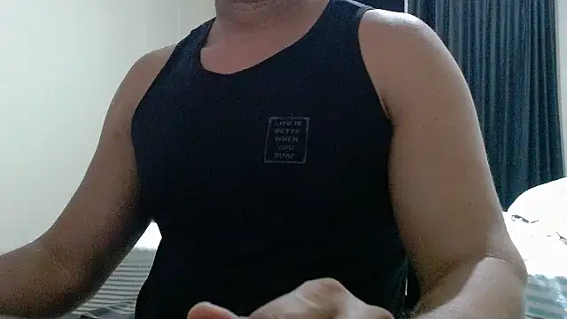 danilostorm7 online show from November 27, 2025, 12:55 am