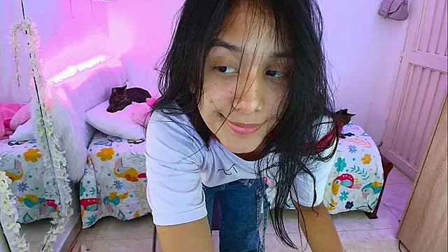 Nanami 19 online show from October 3, 2025, 10:33 pm