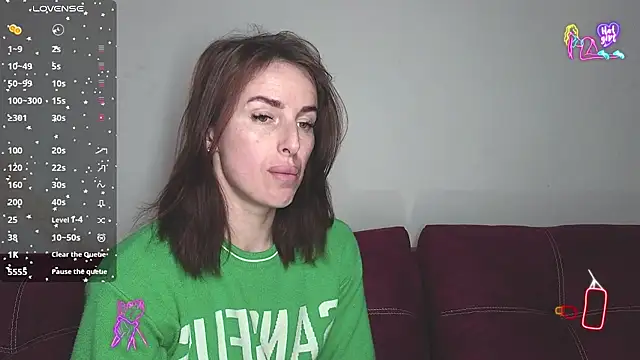 xx adrihanna xx online show from April 20, 2026, 4:08 pm