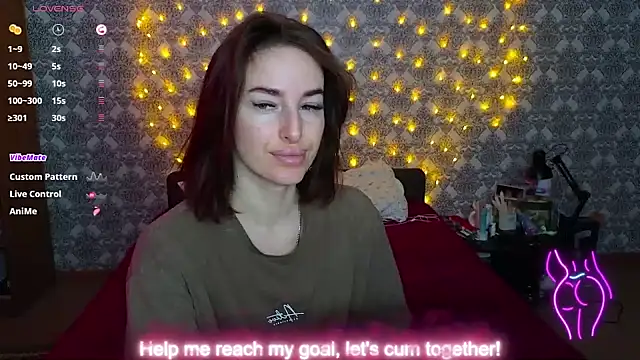 xx adrihanna xx online show from December 16, 2025, 7:45 am