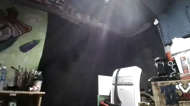 Snapshot of spundarella420 chatting on October 27, 2025, 5:36 pm spundarella420 online show from October 27, 2025, 5:36 pm