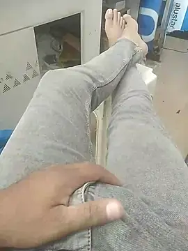 deshifuckers online show from February 19, 2025, 10:56 am