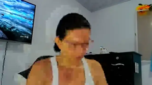 Angelblue  online show from April 18, 2026, 2:19 pm