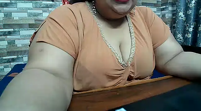 Snapshot of Sexy_raman_ chatting on February 15, 2025, 5:30 am Sexy raman online show from February 15, 2025, 5:30 am