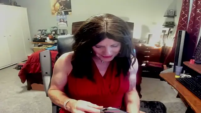 Snapshot of CharlotteAshton chatting on July 24, 2026, 12:12 pm CharlotteAshton online show from July 24, 2026, 12:12 pm