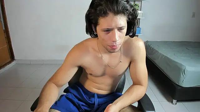 Snapshot of imtonny19 chatting on November 2, 2025, 3:11 am imtonny19 online show from November 2, 2025, 3:11 am