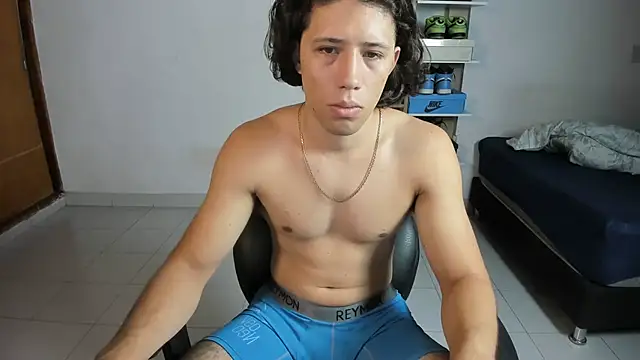 Snapshot of imtonny19 chatting on November 14, 2025, 1:59 pm imtonny19 online show from November 14, 2025, 1:59 pm