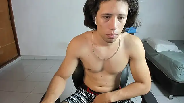 Snapshot of imtonny19 chatting on November 20, 2025, 3:34 pm imtonny19 online show from November 20, 2025, 3:34 pm