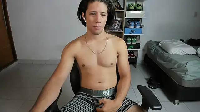 Snapshot of imtonny19 chatting on November 7, 2025, 2:38 am imtonny19 online show from November 7, 2025, 2:38 am