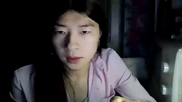 CarlyJoy online show from April 10, 2026, 5:09 pm