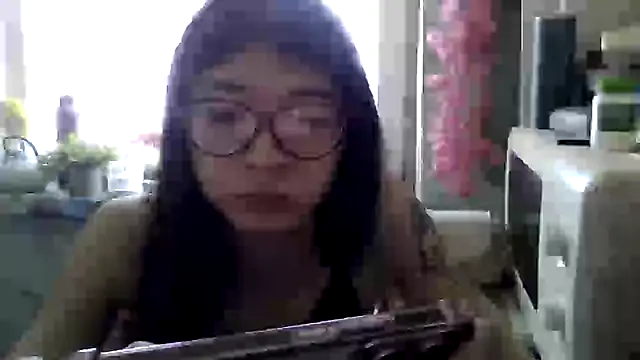 CarlyJoy online show from March 26, 2026, 10:46 am