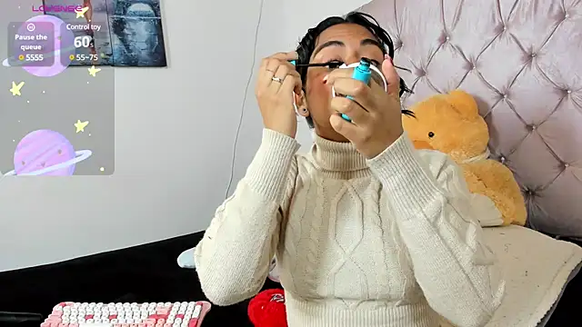 Snapshot of im_amber chatting on March 7, 2025, 12:56 pm im amber online show from March 7, 2025, 12:56 pm