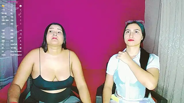 Snapshot of violeta_rous chatting on March 11, 2025, 5:57 am violeta rous online show from March 11, 2025, 5:57 am