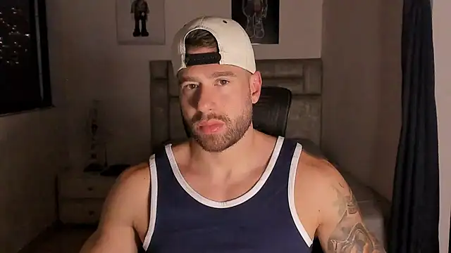 Snapshot of paul_rogerr chatting on September 12, 2025, 11:26 pm paul rogerr online show from September 12, 2025, 11:26 pm