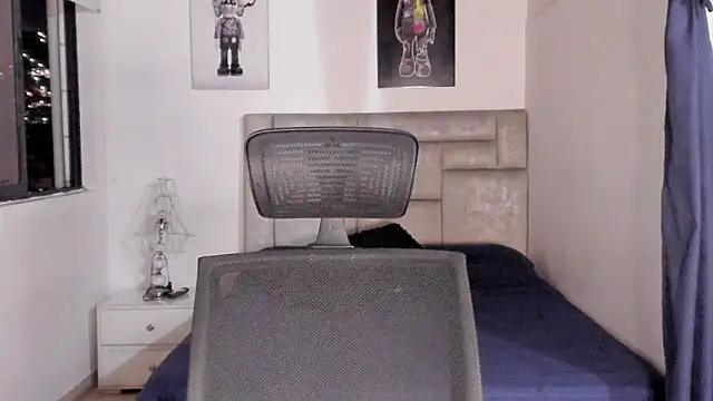 Snapshot of paul_rogerr chatting on November 18, 2025, 10:18 am paul rogerr online show from November 18, 2025, 10:18 am