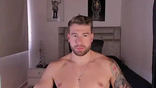 Snapshot of paul_rogerr chatting on October 26, 2025, 8:31 pm paul rogerr online show from October 26, 2025, 8:31 pm