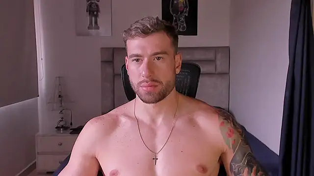 Snapshot of paul_rogerr chatting on October 18, 2025, 4:53 pm paul rogerr online show from October 18, 2025, 4:53 pm