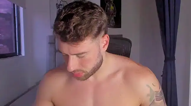 Snapshot of paul_rogerr chatting on February 26, 2025, 11:19 pm paul rogerr online show from February 26, 2025, 11:19 pm