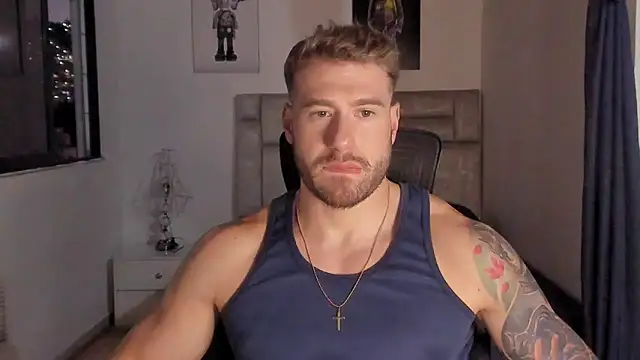 Snapshot of paul_rogerr chatting on November 15, 2025, 10:58 pm paul rogerr online show from November 15, 2025, 10:58 pm