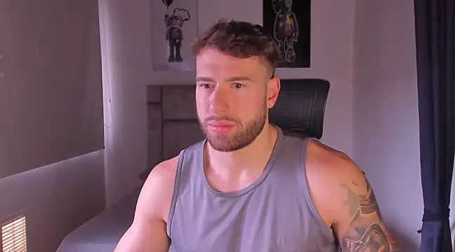 Snapshot of paul_rogerr chatting on March 9, 2025, 1:04 pm paul rogerr online show from March 9, 2025, 1:04 pm