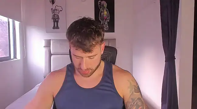 Snapshot of paul_rogerr chatting on February 25, 2025, 10:53 pm paul rogerr online show from February 25, 2025, 10:53 pm