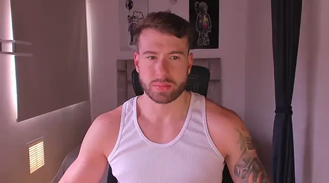 Snapshot of paul_rogerr chatting on March 2, 2025, 8:35 pm paul rogerr online show from March 2, 2025, 8:35 pm