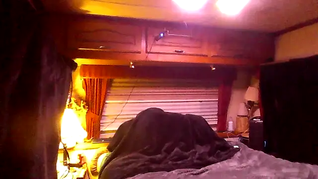 Snapshot of deepstroker42071 chatting on March 17, 2026, 2:47 am deepstroker42071 online show from March 17, 2026, 2:47 am