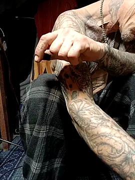 Snapshot of deepstroker42071 chatting on February 18, 2026, 7:06 am deepstroker42071 online show from February 18, 2026, 7:06 am