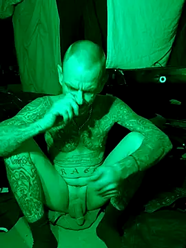 Snapshot of deepstroker42071 chatting on February 16, 2026, 5:28 am deepstroker42071 online show from February 16, 2026, 5:28 am