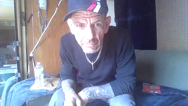 Snapshot of deepstroker42071 chatting on April 7, 2026, 8:21 pm deepstroker42071 online show from April 7, 2026, 8:21 pm