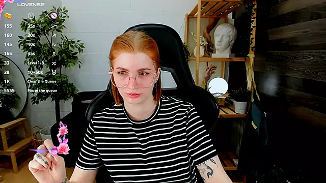 Mira  Blush online show from March 15, 2025, 12:45 pm