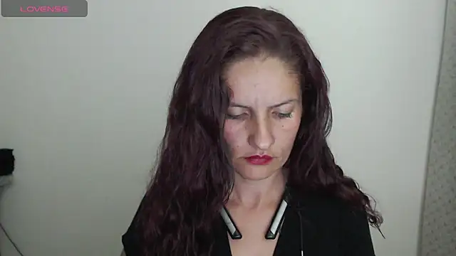 Snapshot of catalina_duran1 chatting on June 5, 2026, 5:12 am catalina duran1 online show from June 5, 2026, 5:12 am