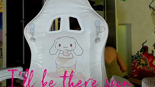 Sunny Mouse  online show from September 12, 2025, 4:51 pm