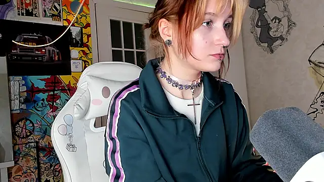 Sunny Mouse  online show from March 14, 2025, 12:51 pm