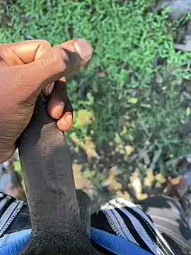 Yurt000 online show from March 15, 2025, 8:15 am