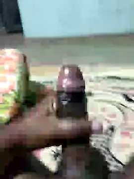 Snapshot of SILENT_FUCKER_01 chatting on December 27, 2024, 5:48 pm SILENT FUCKER 01 online show from December 27, 2024, 5:48 pm