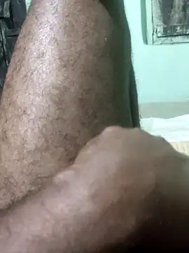 Snapshot of SILENT_FUCKER_01 chatting on February 10, 2025, 8:53 pm SILENT FUCKER 01 online show from February 10, 2025, 8:53 pm