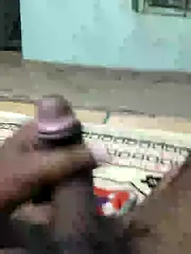 Snapshot of SILENT_FUCKER_01 chatting on December 5, 2024, 5:55 pm SILENT FUCKER 01 online show from December 5, 2024, 5:55 pm