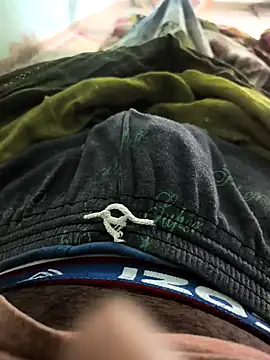 Snapshot of SILENT_FUCKER_01 chatting on March 22, 2026, 3:54 am SILENT FUCKER 01 online show from March 22, 2026, 3:54 am